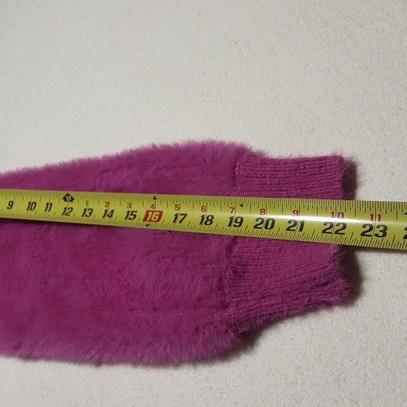 Sweet Love Fuzzy Purple V-Neck Sweater Size 1XL/2XL. - Picture 9 of 10